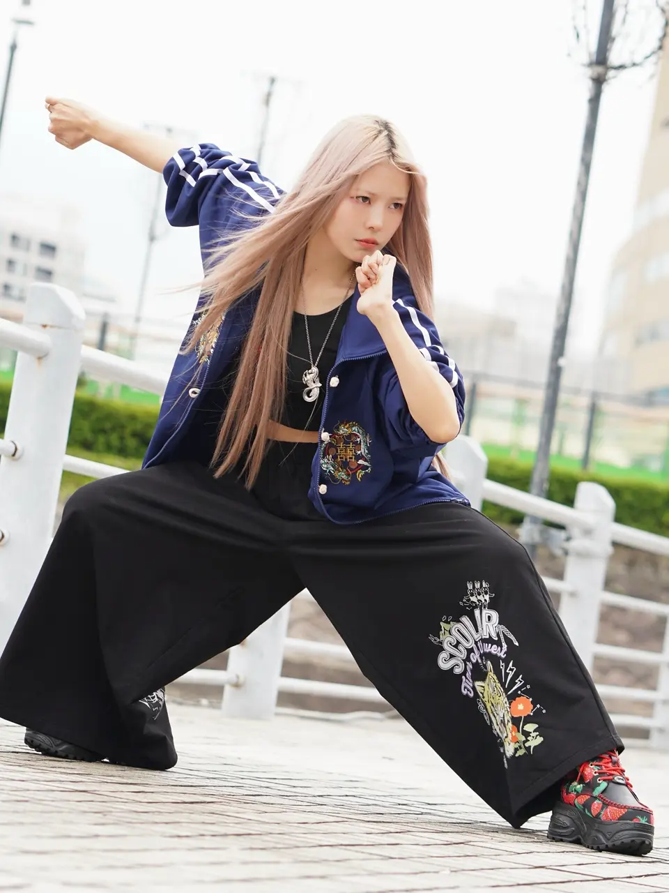 353109：ウサギと龍刺繍 カンフーボタンジャージの通販-ScoLar