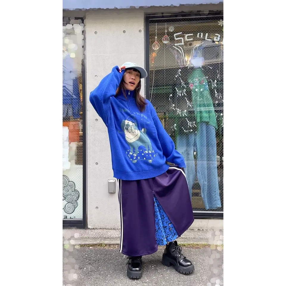 153685：かまって欲しいパグ ハイネックニットプルオーバーの通販-ScoLar