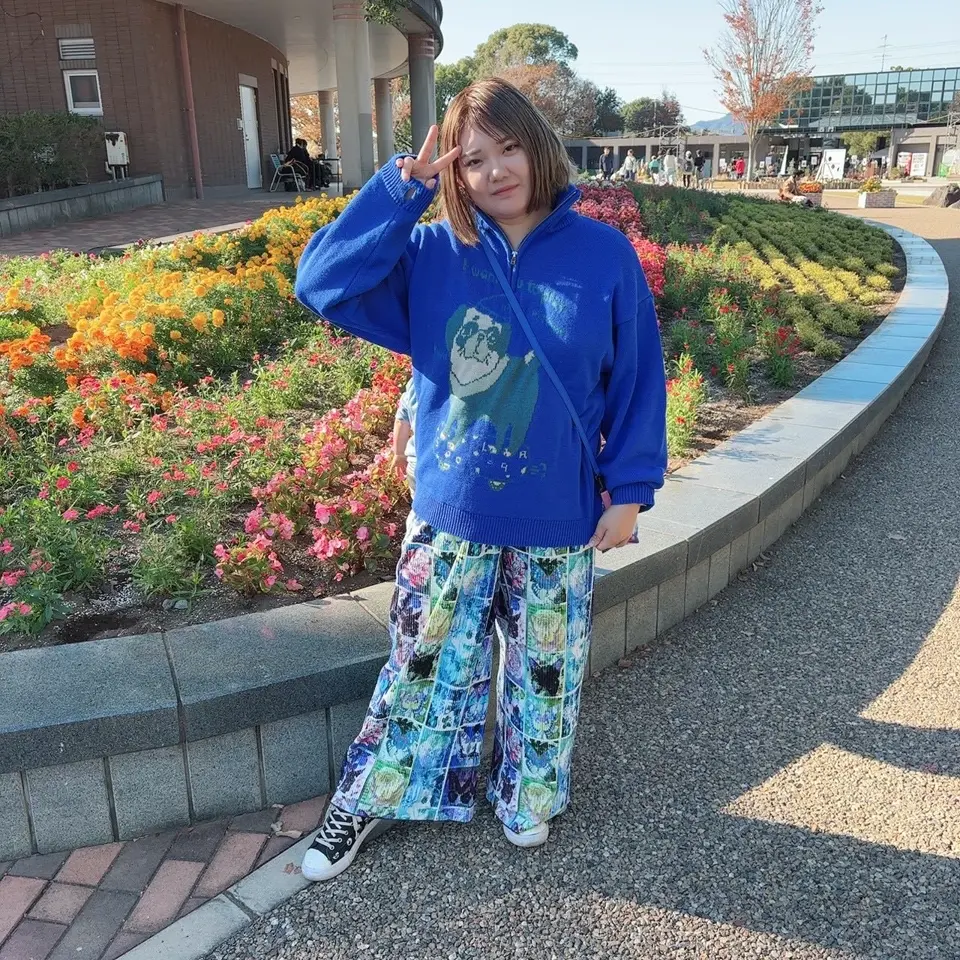 153685：かまって欲しいパグ ハイネックニットプルオーバーの通販-ScoLar