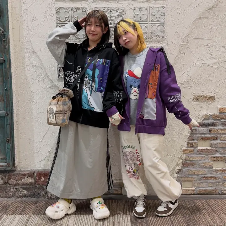 153718：ポップ柄裏フリースあったかナイロンパンツの通販-ScoLar