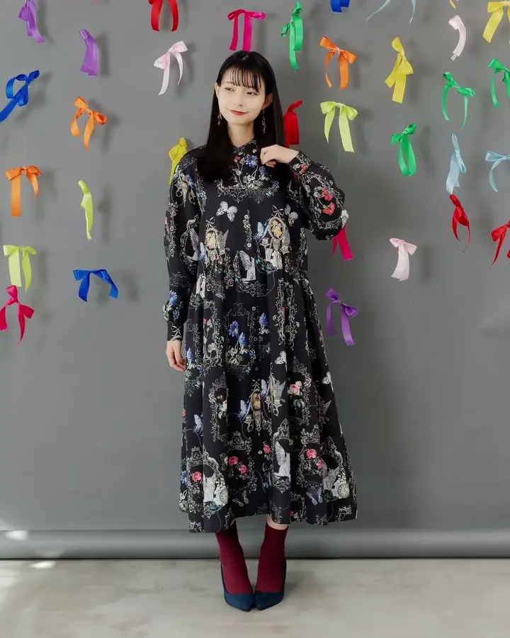 553289：アンティーク柄 バイカラー切替ワンピースの通販-ScoLar