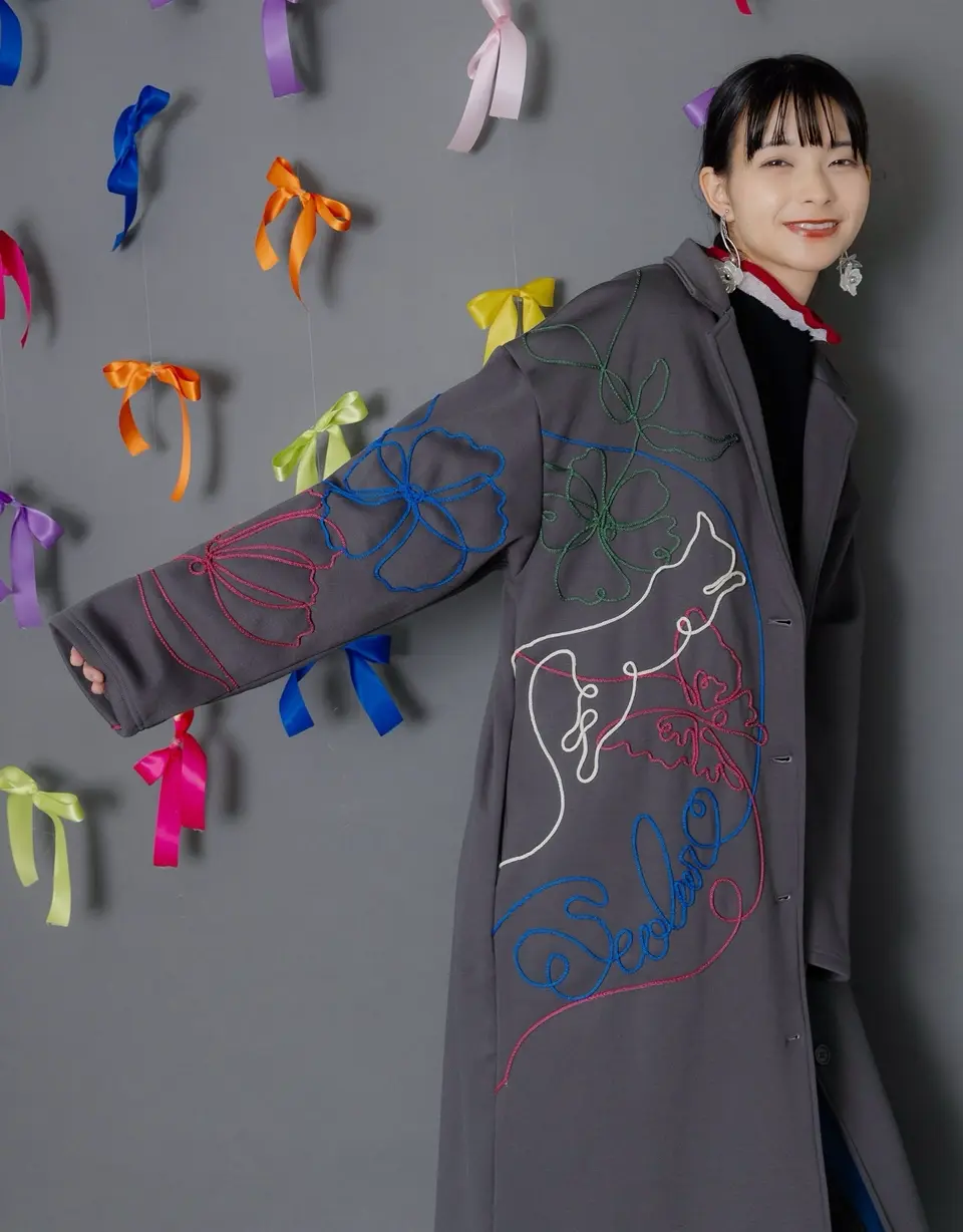 153762：サイン風コード叩き付け ツイル起毛×ボアロングコートの通販