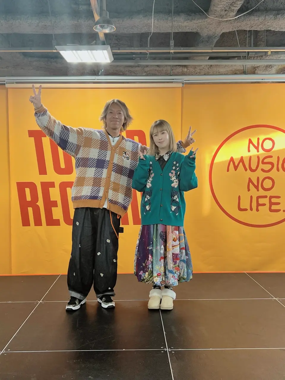 153727：風船ネコちゃんジャガードニットカーディガンの通販-ScoLar