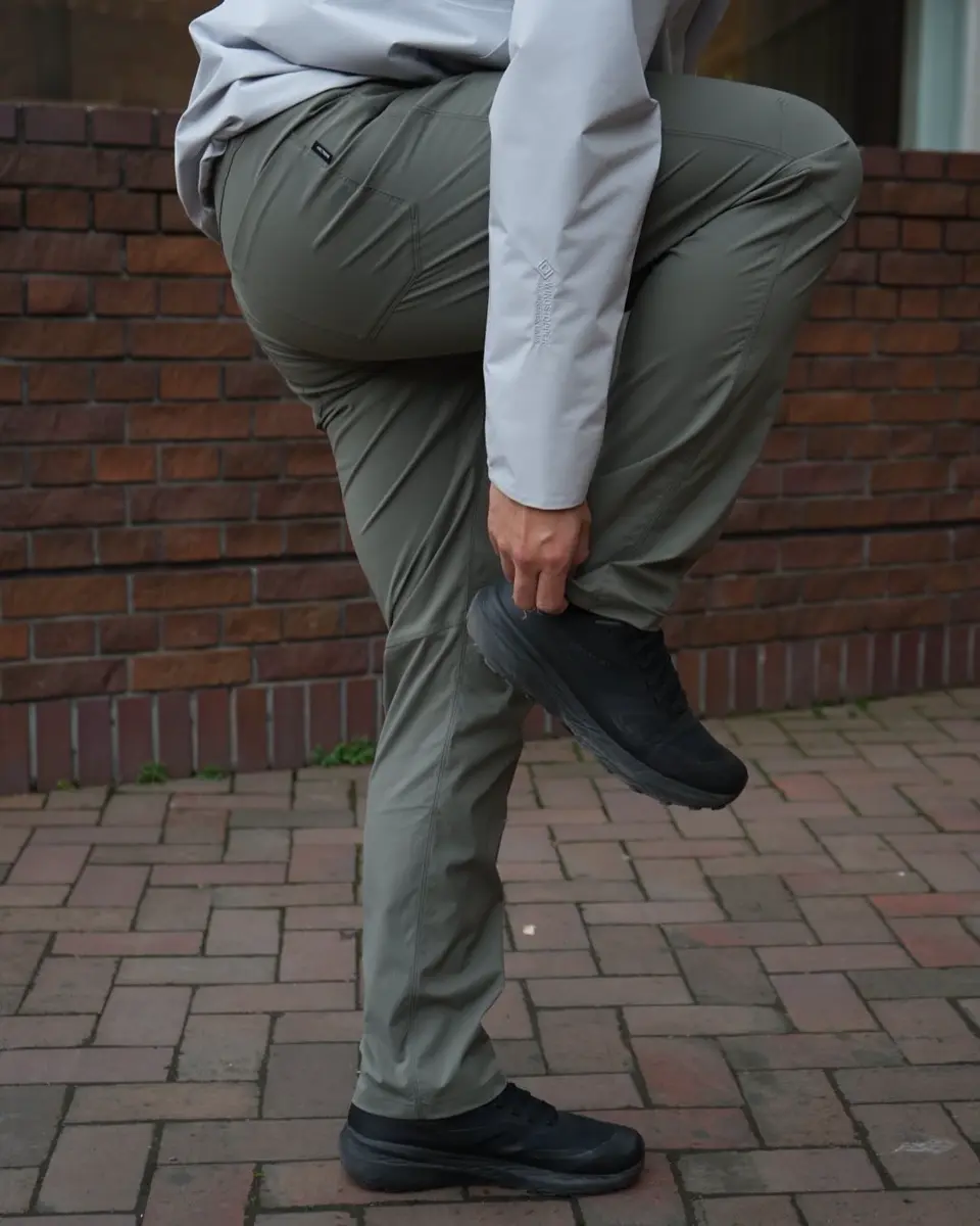 レヴォン LT パンツ メンズ – アークテリクス公式オンラインストア