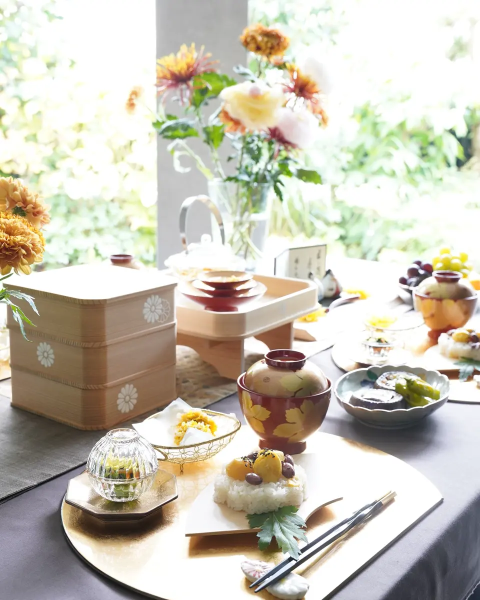 有田焼 金塗り（紫素）八角豆皿 ｜ 四季折々のおしゃれな和食器通販