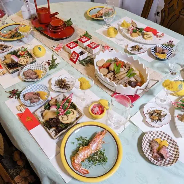 蓋付き 角型「福」珍味入 ｜ 四季折々のおしゃれな和食器通販サイト