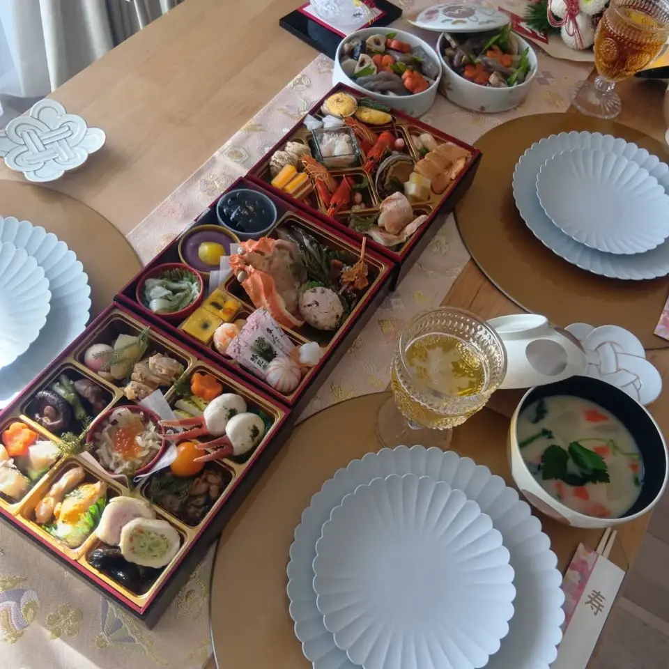 TY PALACE 220 ｜ 四季折々のおしゃれな和食器通販サイト FOURGRACE