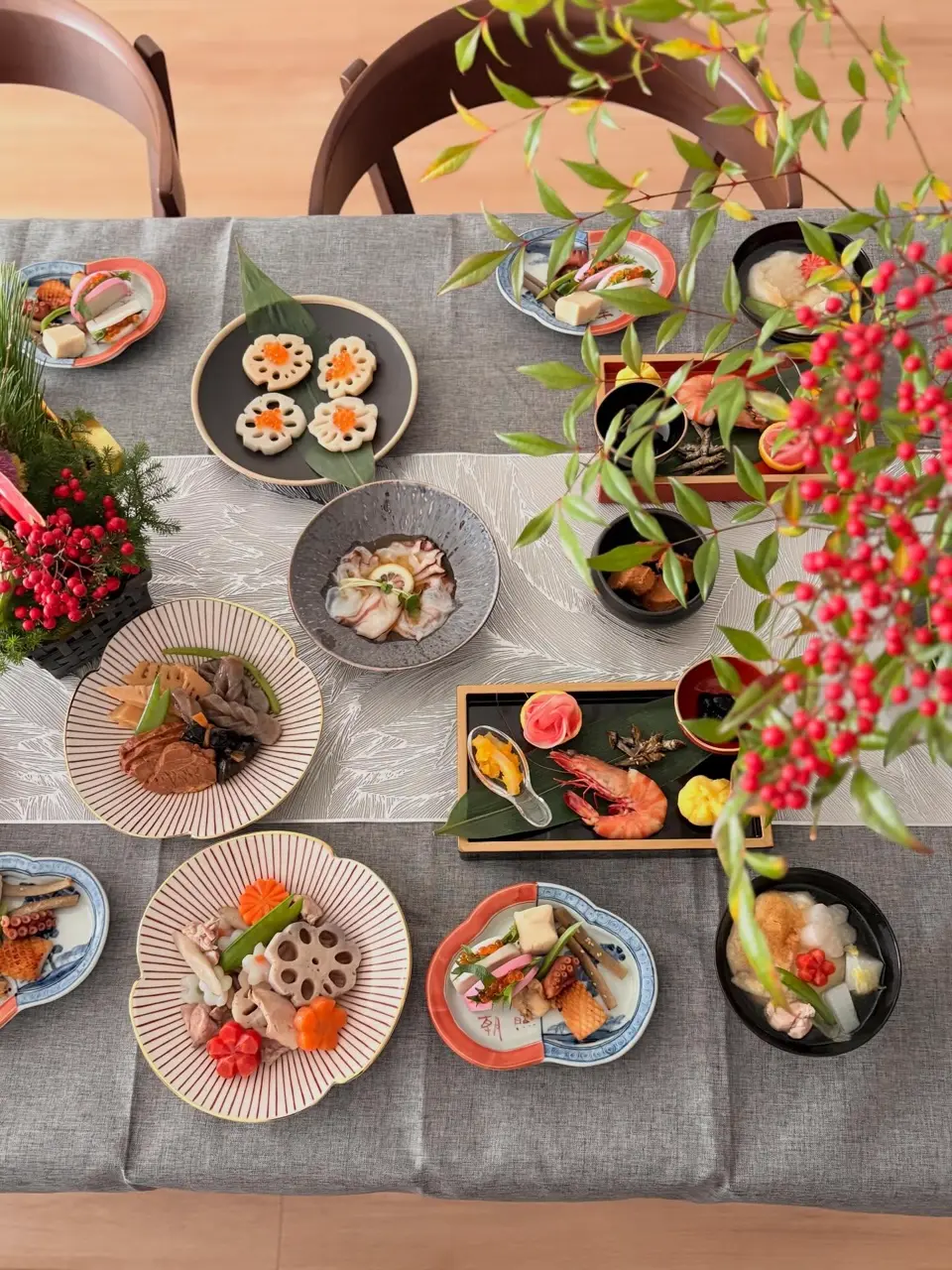 7.7寸長角盛器 柿朱渕金 FOURGRACEオリジナル ｜ 四季折々のおしゃれな