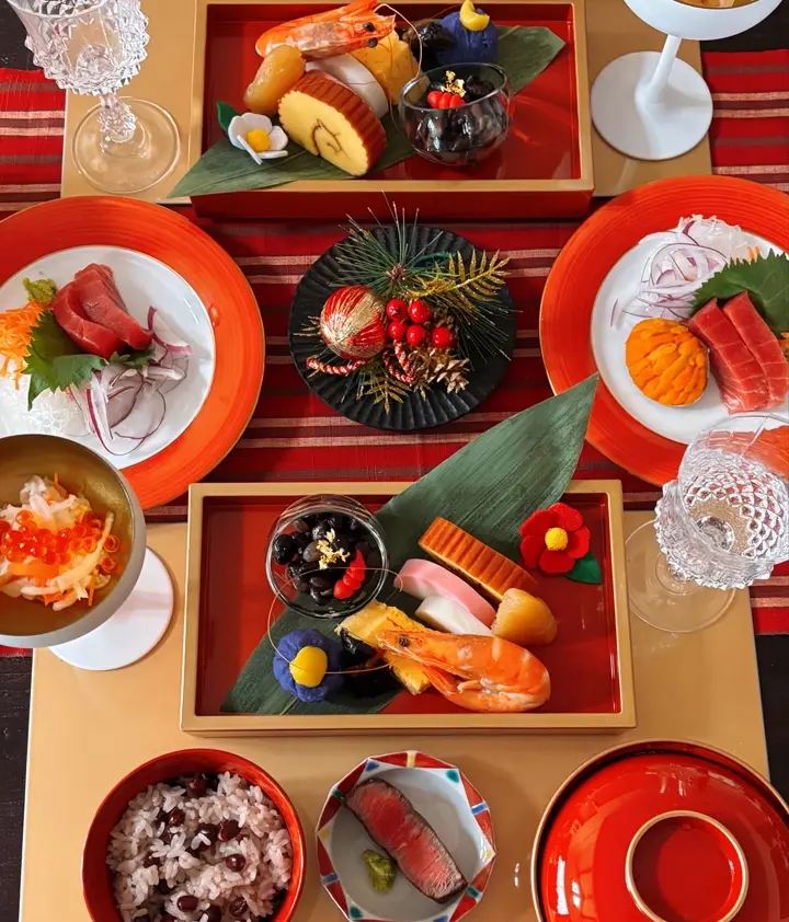 7.7寸長角盛器 柿朱渕金 FOURGRACEオリジナル ｜ 四季折々のおしゃれな