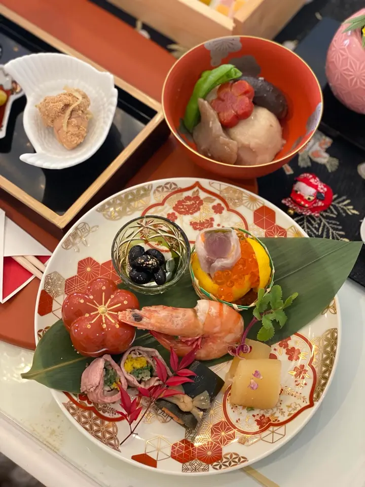 「ご成約者」です。 「同じ絵柄で、7通りの食器！」古伊万里皿7種類 ご成約者様専用」です。 「同じ絵柄で、7通りの食器！」古伊万里皿