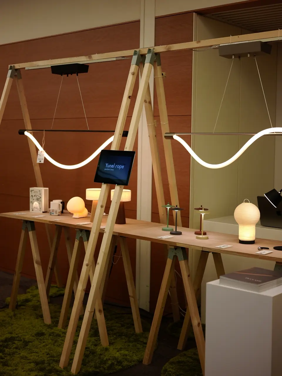 Magnecco portable lamp マグネッコ - DI CLASE ONLINE SHOP