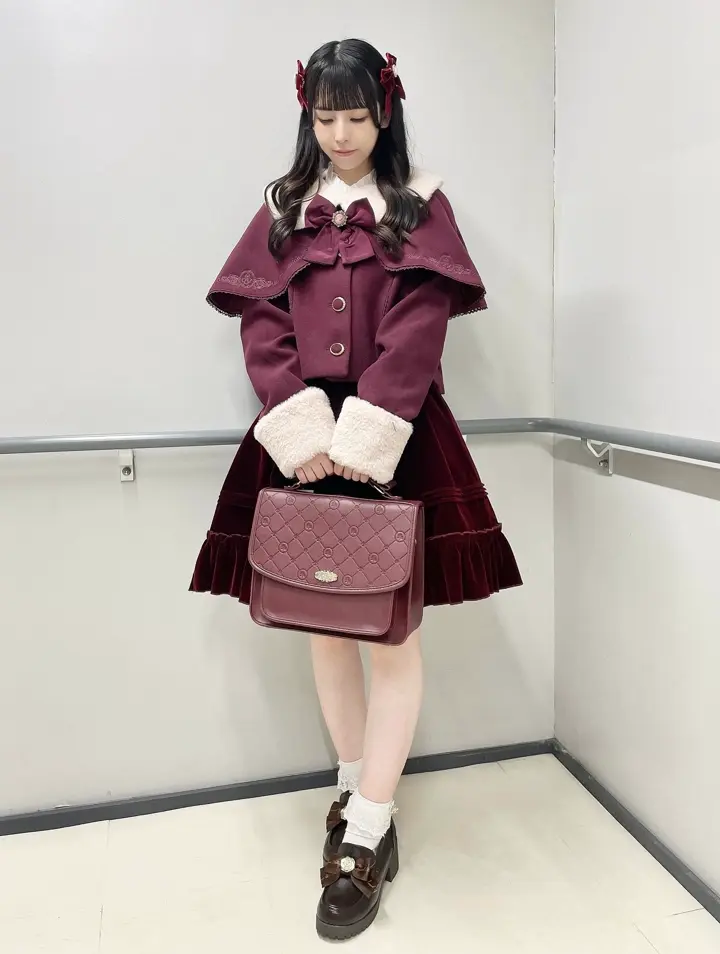 Rosette Doll ケープ付ショートコート – Amavel（アマベル）公式サイト