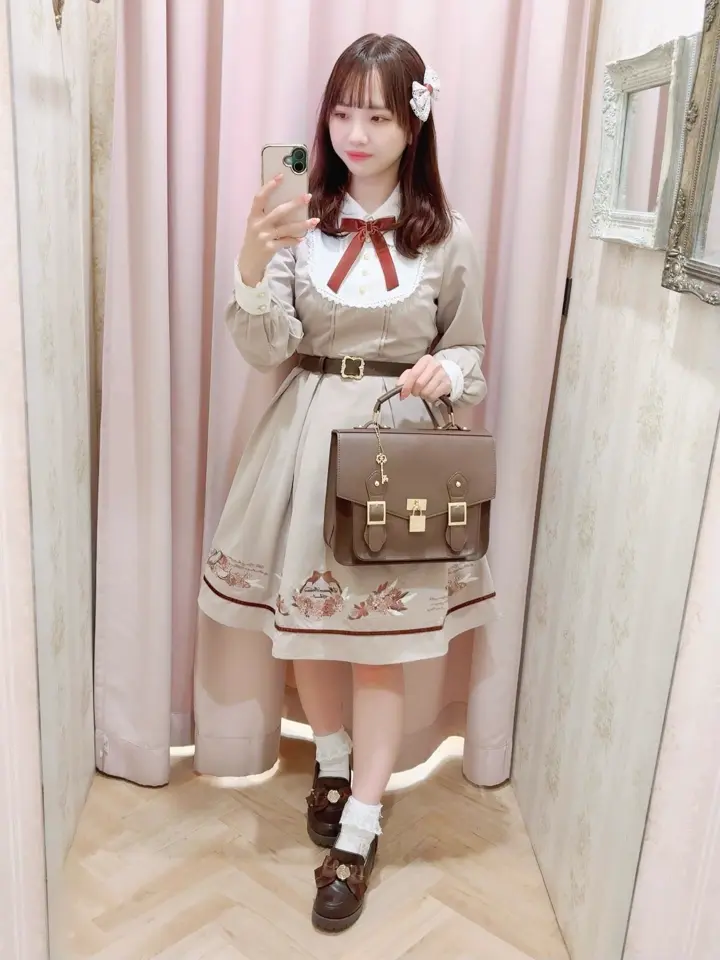 amavel カギ付ミニサッチェルバッグ アイボリー カギ付ミニサッチェルバッグ – Amavel（アマベル）公式サイト