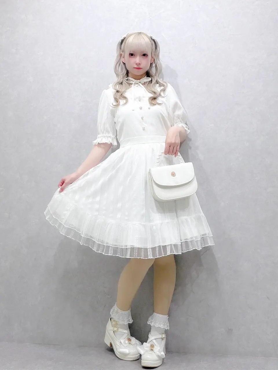 ストライプレースフリルワンピース – Amavel（アマベル）公式サイト