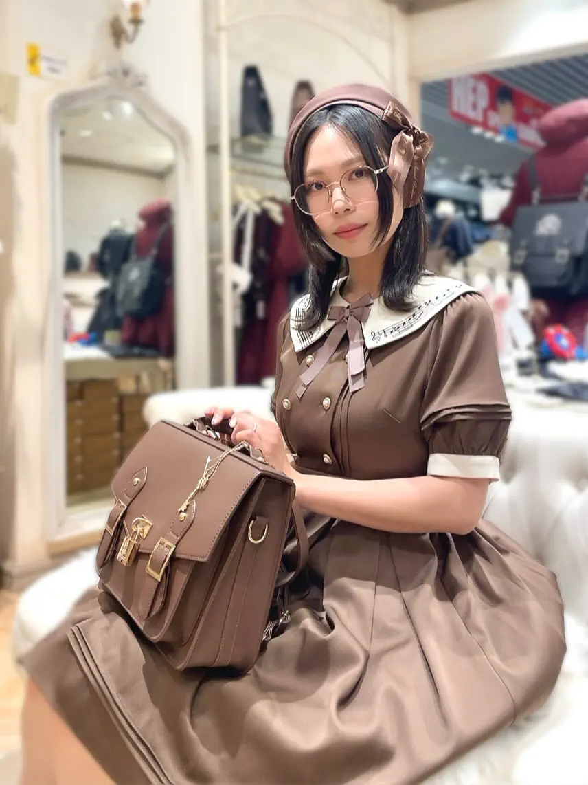 Staff and fan coordination – Amavel（アマベル）公式サイト