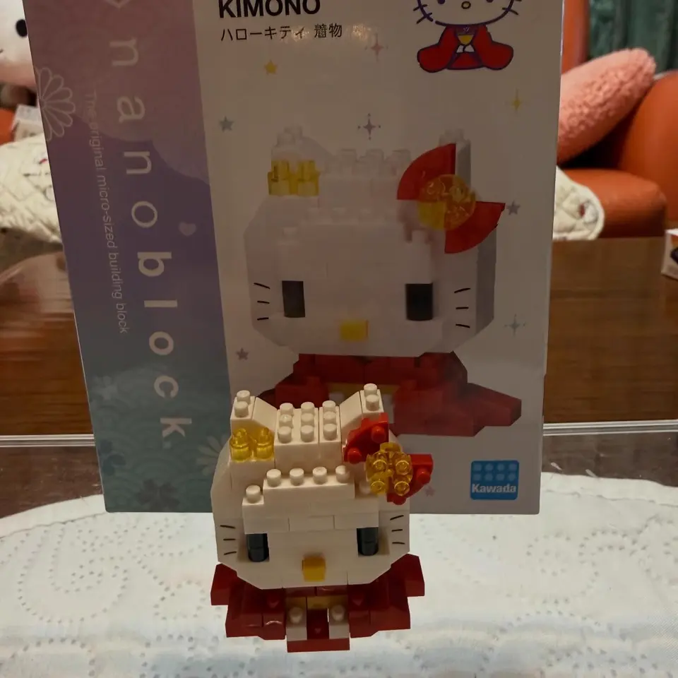 限定カラー】 n-fig ハローキティ (ホワイト)｜ナノブロックの公式専門