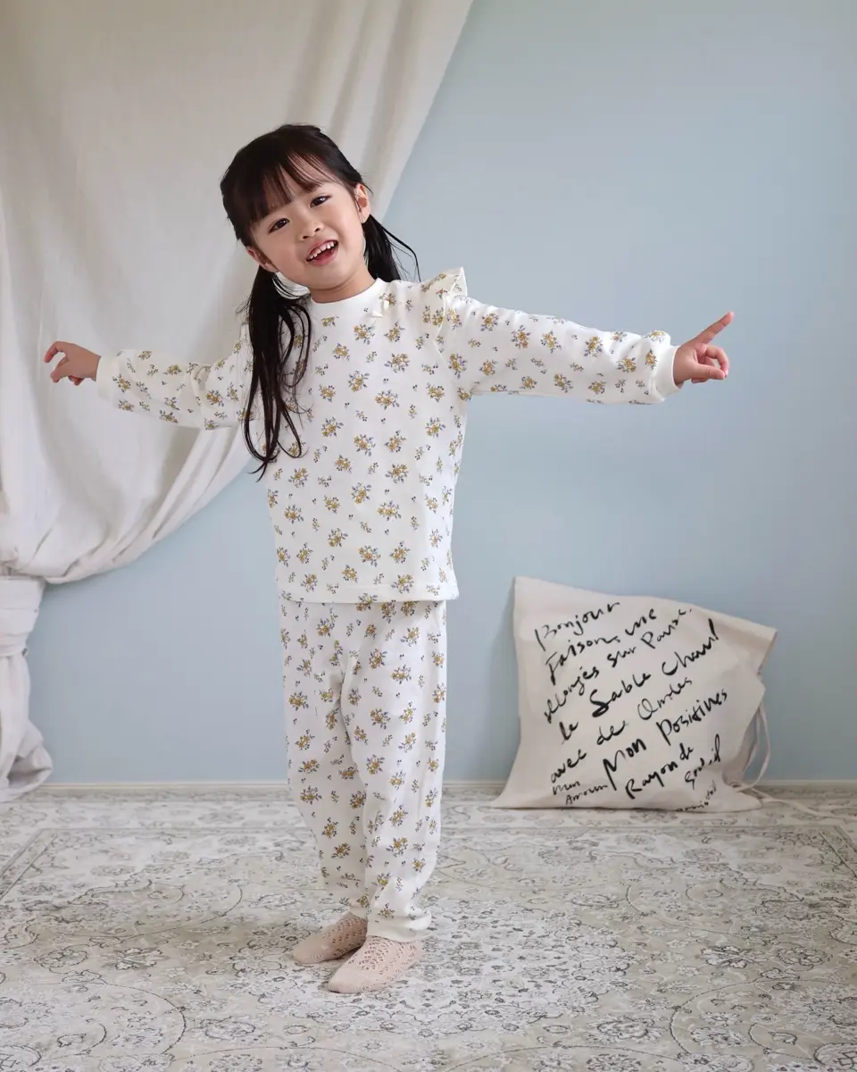 ☆タイムセール☆ハート・花柄裏毛パジャマ（V458035）|apres les