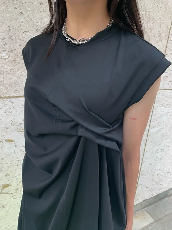 TUCK DRAPE SLEEVELESS TOP | タックドレープスリーブレストップ