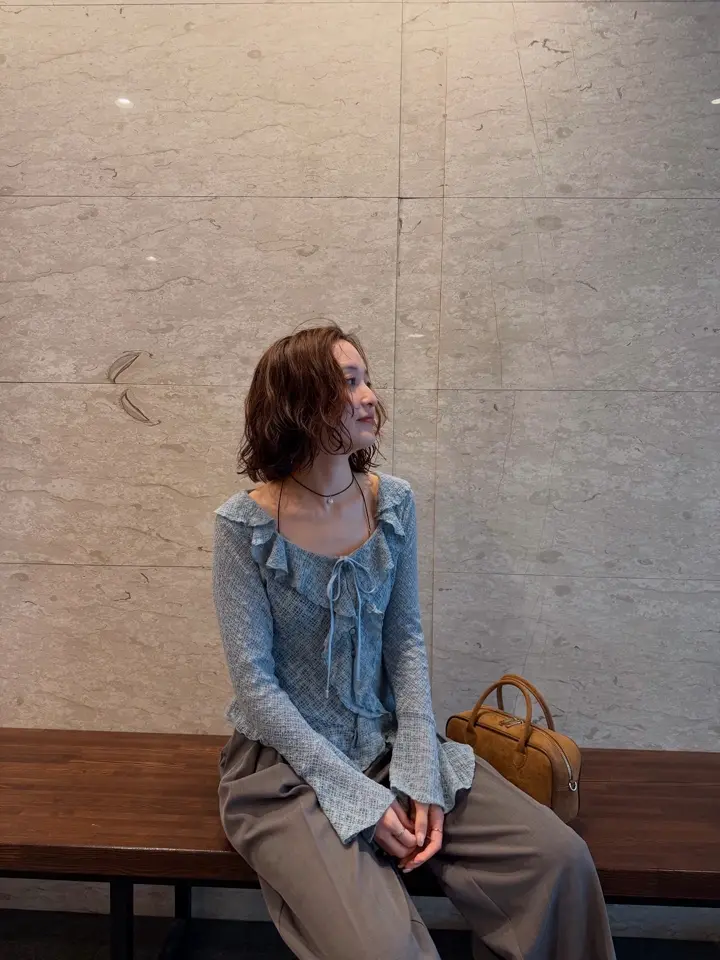 12/4までの出品 ラグナムーン 今期ニットセットアップ LAGUNAMOON（ラグナムーン） ワンピース バイカラーサイドラインレース