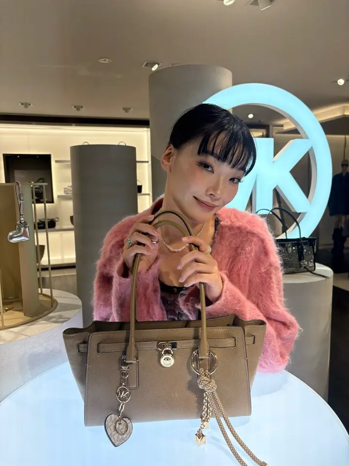 公式】マイケル・コース│MICHAEL KORS 公式オンラインストア