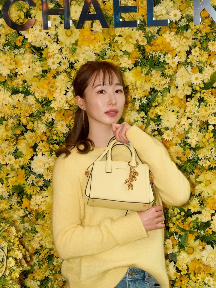 公式】マイケル・コース│MICHAEL KORS 公式オンラインストア