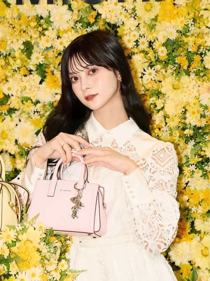 は*む様 MICHAEL KORS（マイケルコース） クロコ型押し ビジネスバッ 中古・古着通販】MICHAEL KORS (マイケルコース) クロコ型押し レザー