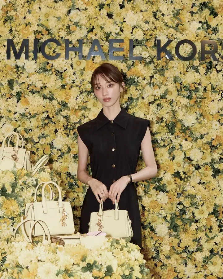 公式】マイケル・コース│MICHAEL KORS 公式オンラインストア