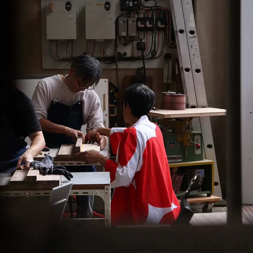 Wasurena Lサイズ」重厚感あふれるウォールナットを使ったカスタム