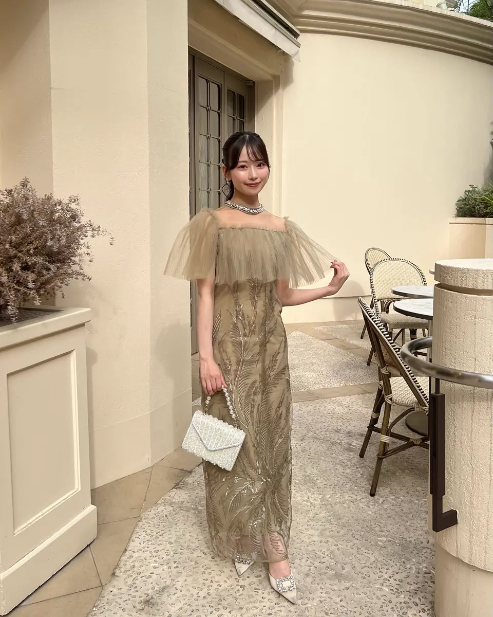 当日発送】ビジューネックチュールスパンコールリーフIライン
