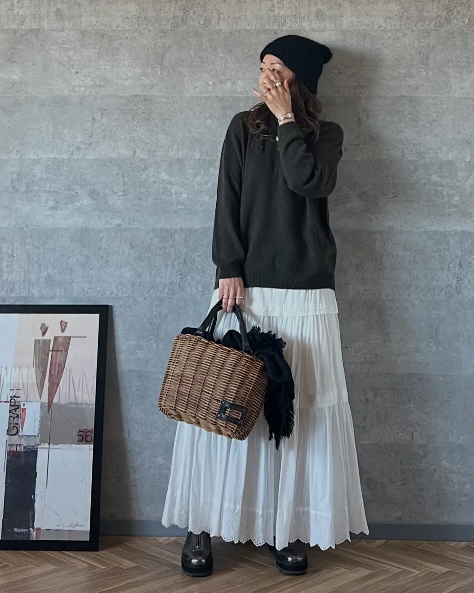 CHARLOTTE OLYMPIA 黒ベルベット バックジップ　ショートブーツ CHARLOTTE OLYMPIA 黒ベルベット バックジップ ショートブーツ