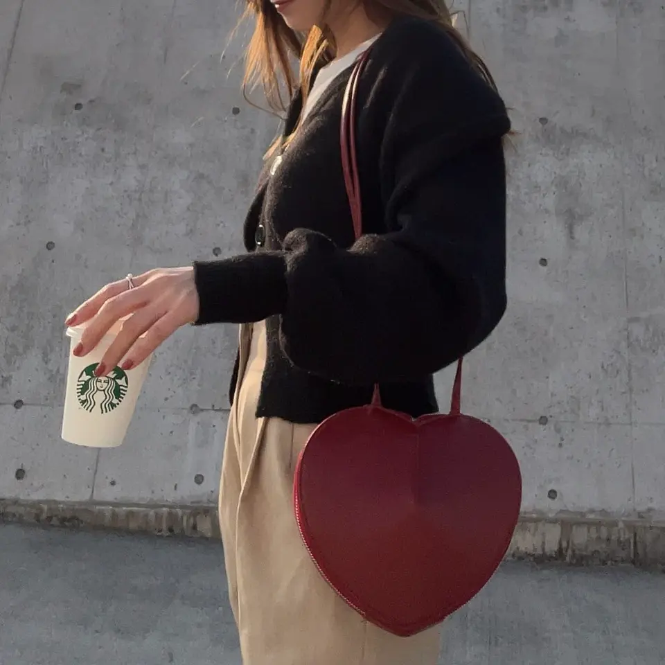 レッド ハート型ショルダーバッグ ap retro ショルダーバッグ バッグ ハートショルダーバッグ