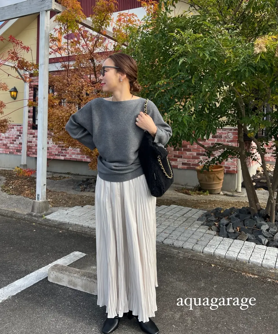 d*3様 ブルーガールブルマリン　ラインストーン付きカシミヤシルク混ニット　ピン Precious掲載】カシミヤシルクニットプルオーバー(トップス