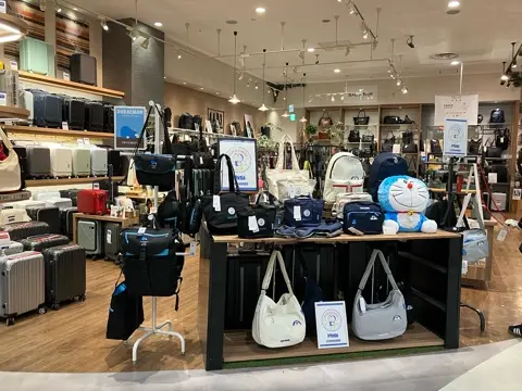 コンバース ドラえもん ショルダーバッグ メンズ レディース