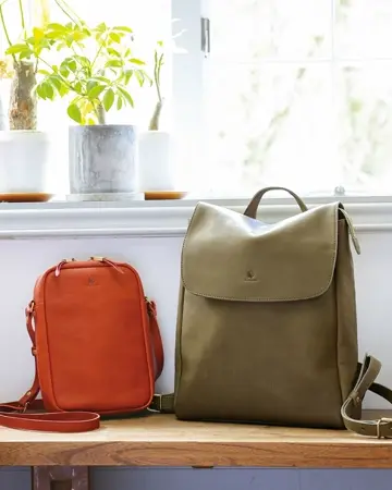 コルデラ　コットン＆シルク　ホーボーバッグ　シルバー　CORDERA コルデラ コットン＆シルク ホーボーバッグ シルバー CORDERA