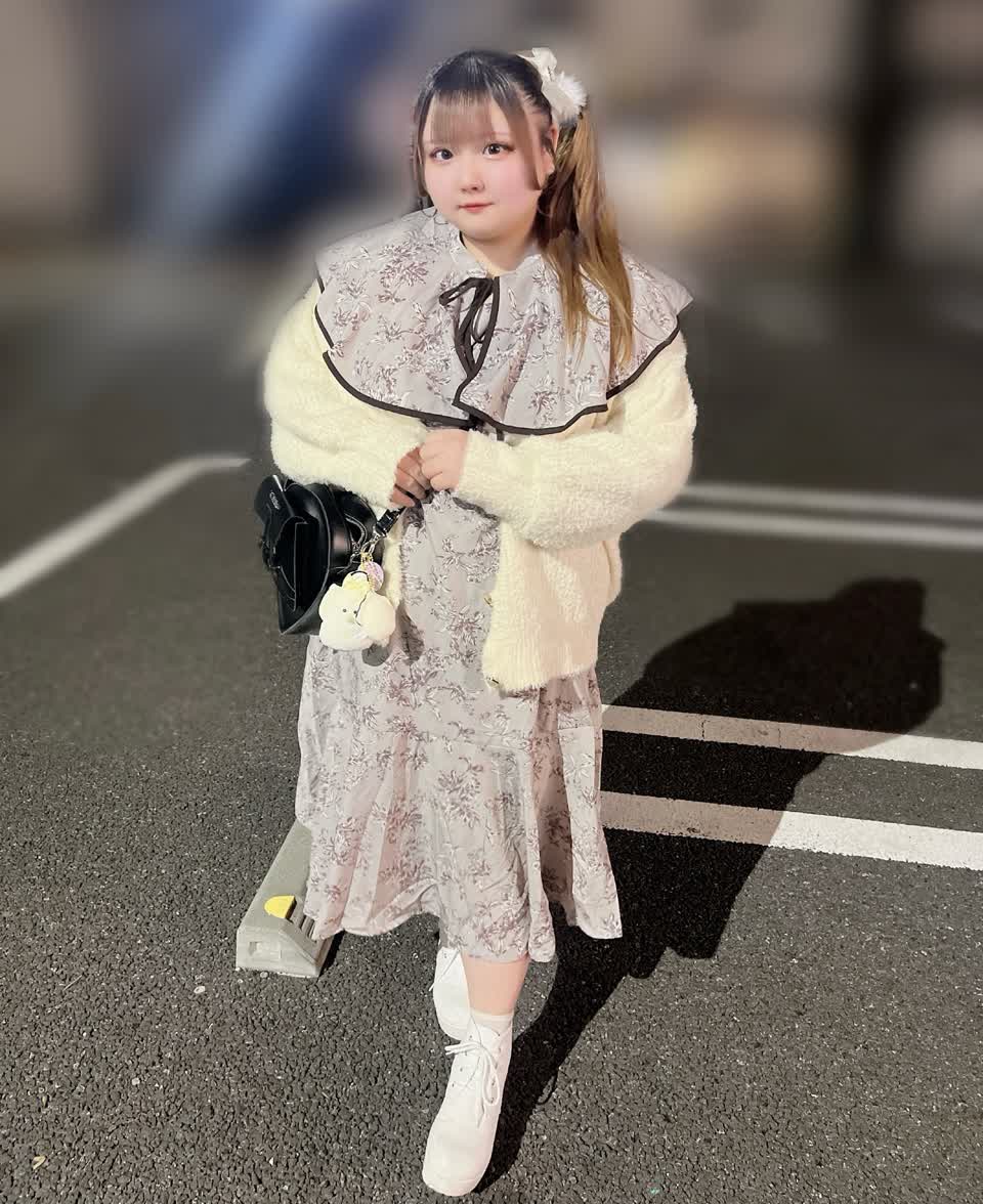 大きいサイズ 【ラファモプロデュース】 ケープ付き 花柄  