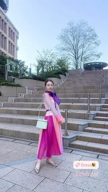 18033032642520100_t_360.webp?