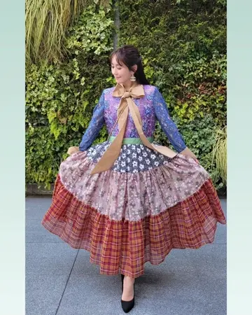 パッチワークリボン花柄刺繍チュニック　ブラウス　ワンピース　ひざ上丈 パッチワークリボン花柄刺繍チュニック ブラウス ワンピース