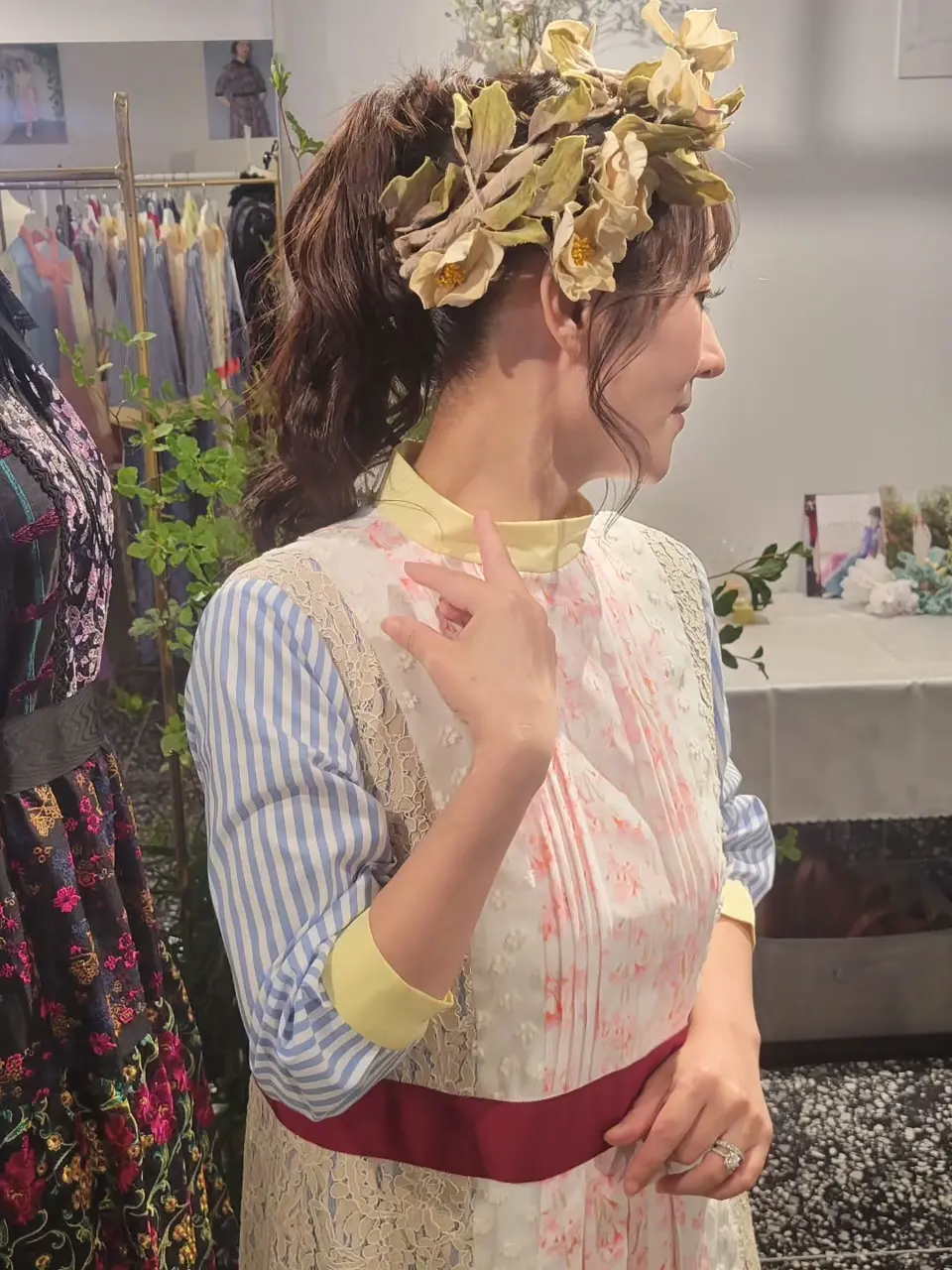 ADELLY ✨アデリー　半袖ワンピース 白　チェック刺繍　訳あり特価 ギンガムチェック肩あきシャツワンピース - Ank Rouge(アン