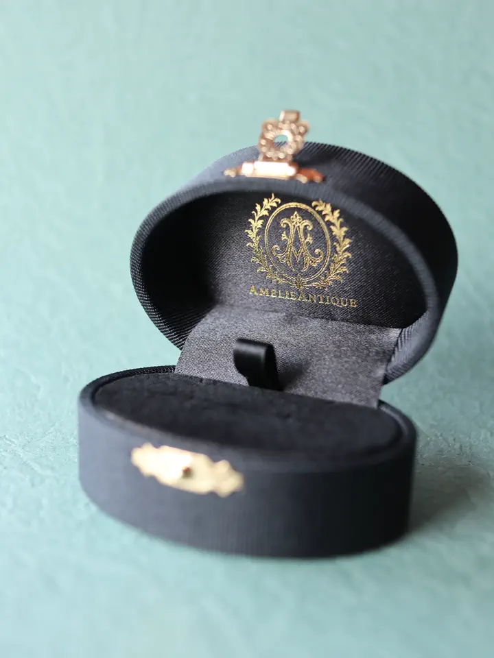 アンティークジュエリー専門店 Amelie Antique 公式通販