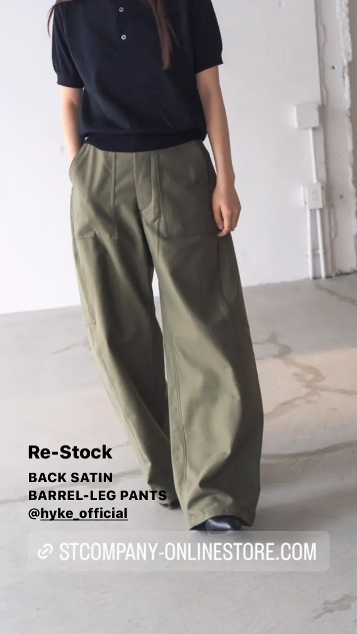 BACK SATIN BARREL-LEG PANTS-バックサテンバレルレッグパンツ-HYKE