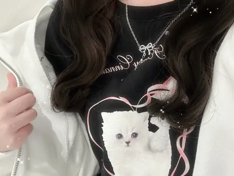 Katieケイティbunny kissパフスリーブTシャツ Katieケイティbunny kissパフスリーブTシャツ Katieケイティ