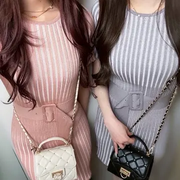 【美品】LIP SERVICE マルチパターンハーフスリーブニットワンピース LIP SERVICE ワンピース マルチパターンハーフスリーブニット