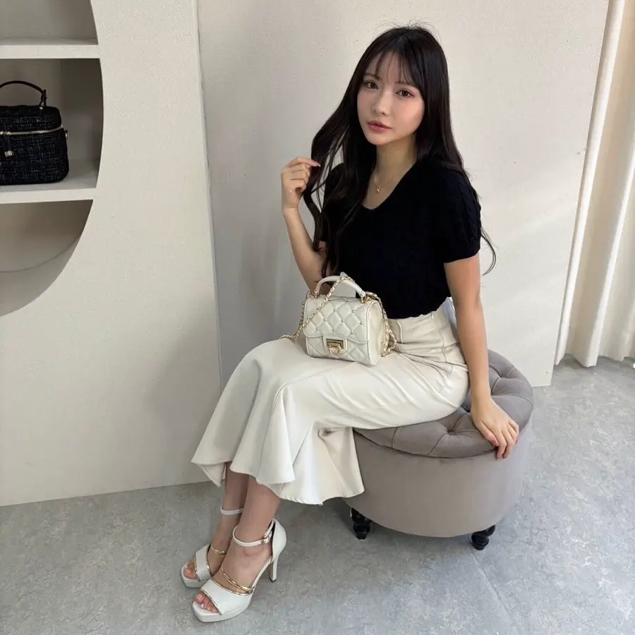 lipservice_staffの投稿(1358775698180849664)