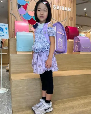 2024年度店頭展示品】モデルロイヤル クリスタル｜女の子に人気の