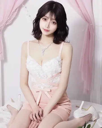 17888346153147235_t_360.webp?