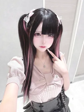 18064238657279639_t_360.webp?