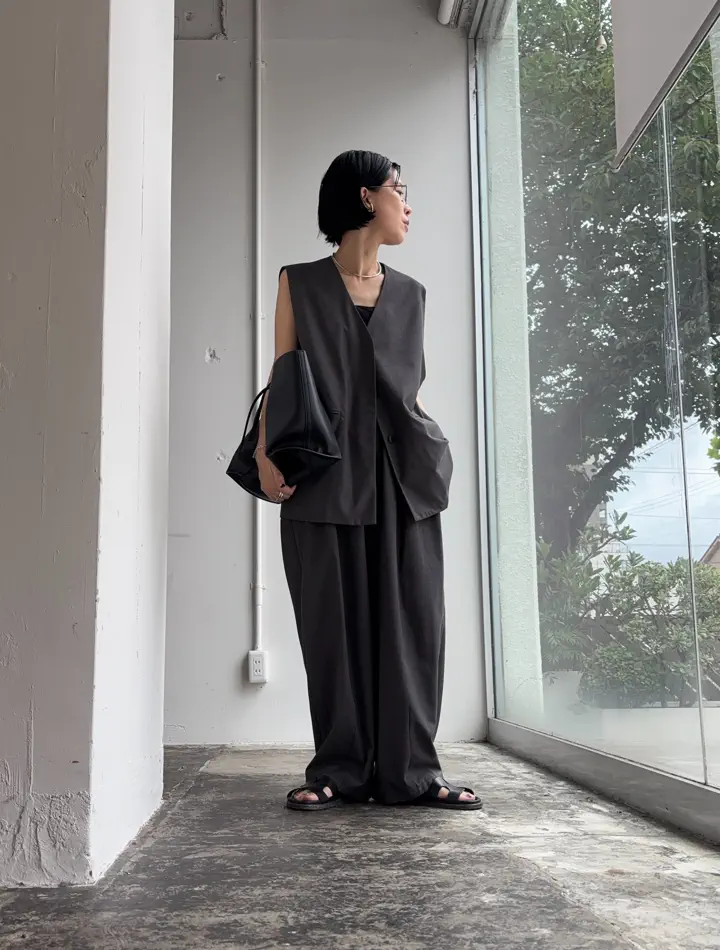 ◇SOLAMONAT LARME(ソラモナラーム) タックパンツ レディース ボトムス