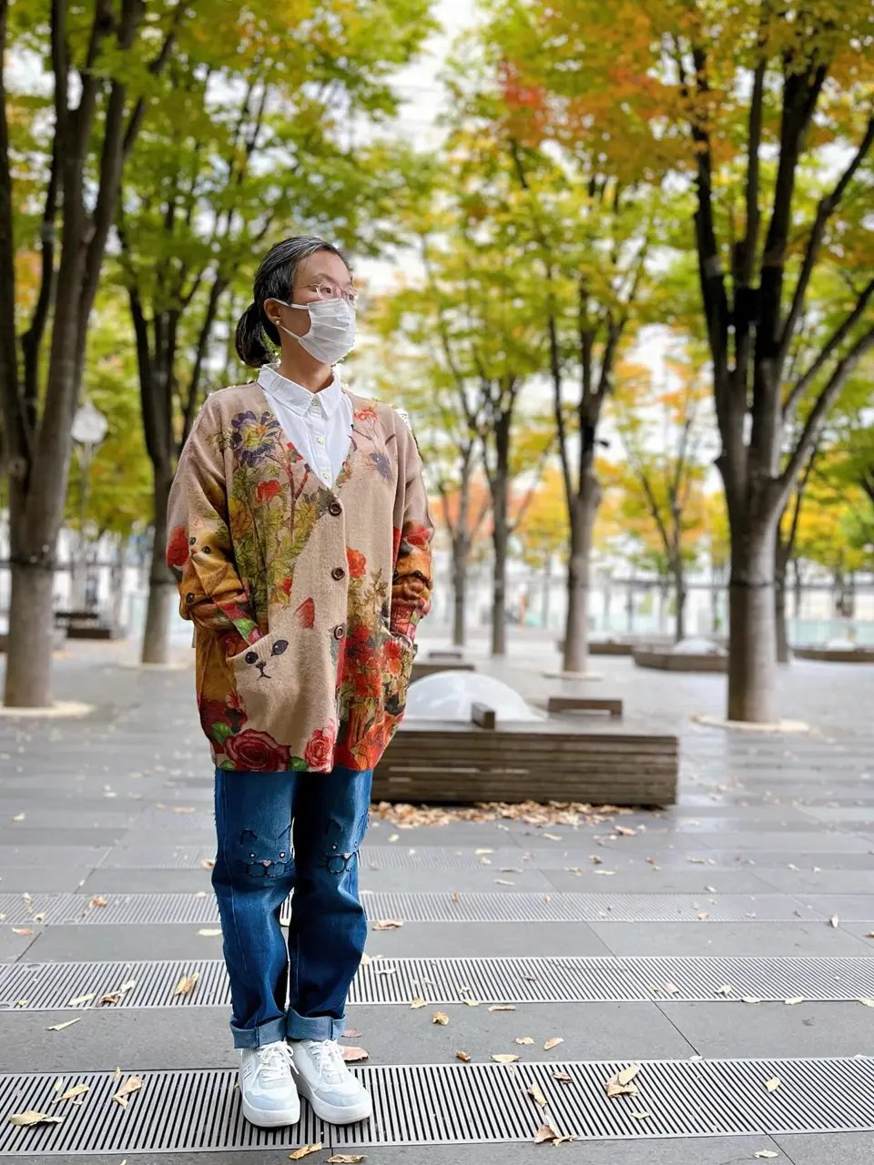 153669：アンティーク風秋色ネコカーディガンの通販-ScoLar