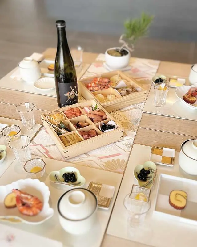 【極レア】銘々皿 銘々皿 紫紺・内朱 フォーク2本セット