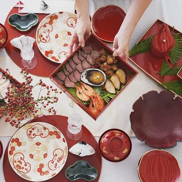 【新品未使用】組子金襴　古伊万里7号皿（化粧箱入り）FOURGRACEオリジナル 組子金襴 古伊万里 7号皿（化粧箱入り）FOURGRACEオリジナル